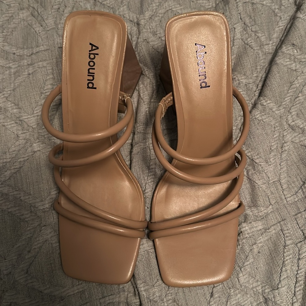 Abound heels